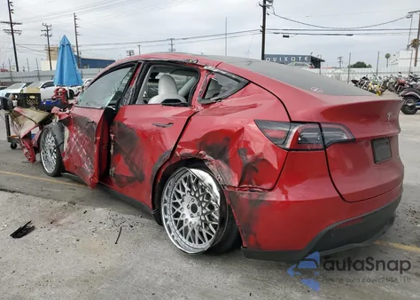 2023 Tesla Model Y z USA, uszkodzony, nr VIN 7SAYGAEE4PF920253
